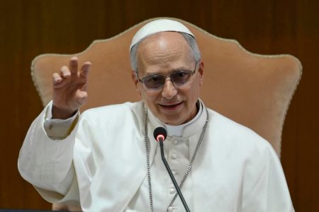 Pope Leo XIV during a meeting with the cardinals, Vatican City, 10 May 2025. Cardinal Robert Francis Prevost was elected to become Pope Leo XIV by the conclave at the Vatican on 08 May 2025. ANSA/VATICAN MEDIA +++ NPK +++ NO SALES, EDITORIAL USE ONLY +++